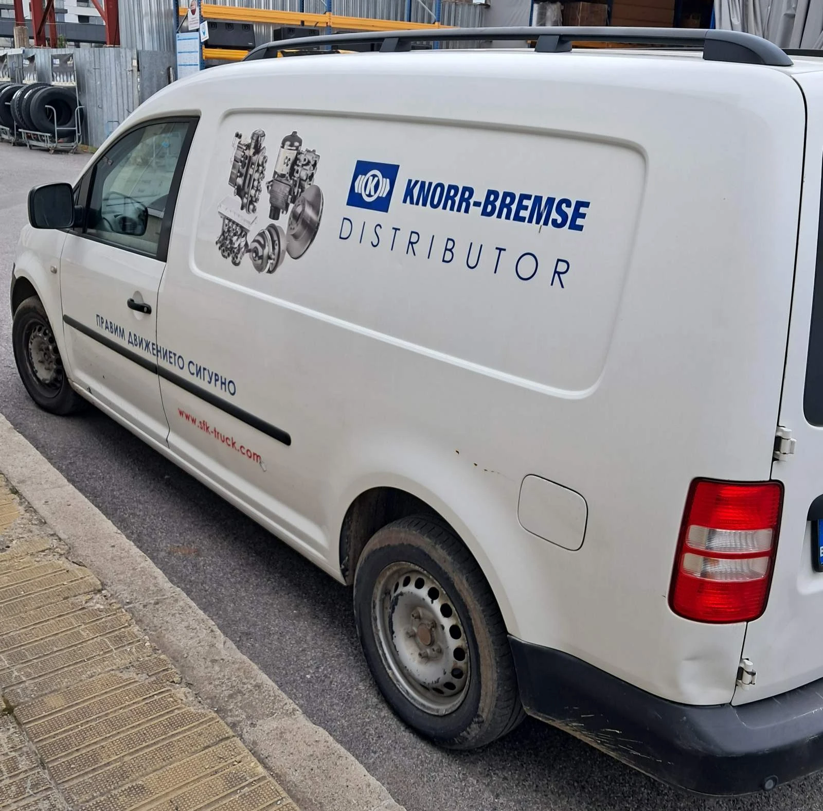 VW Caddy 1.6 TDI - изображение 3