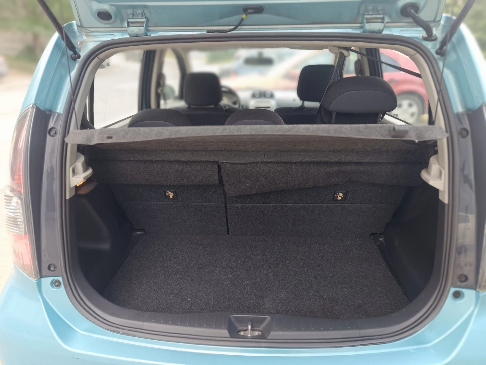 Subaru Justy  - изображение 4