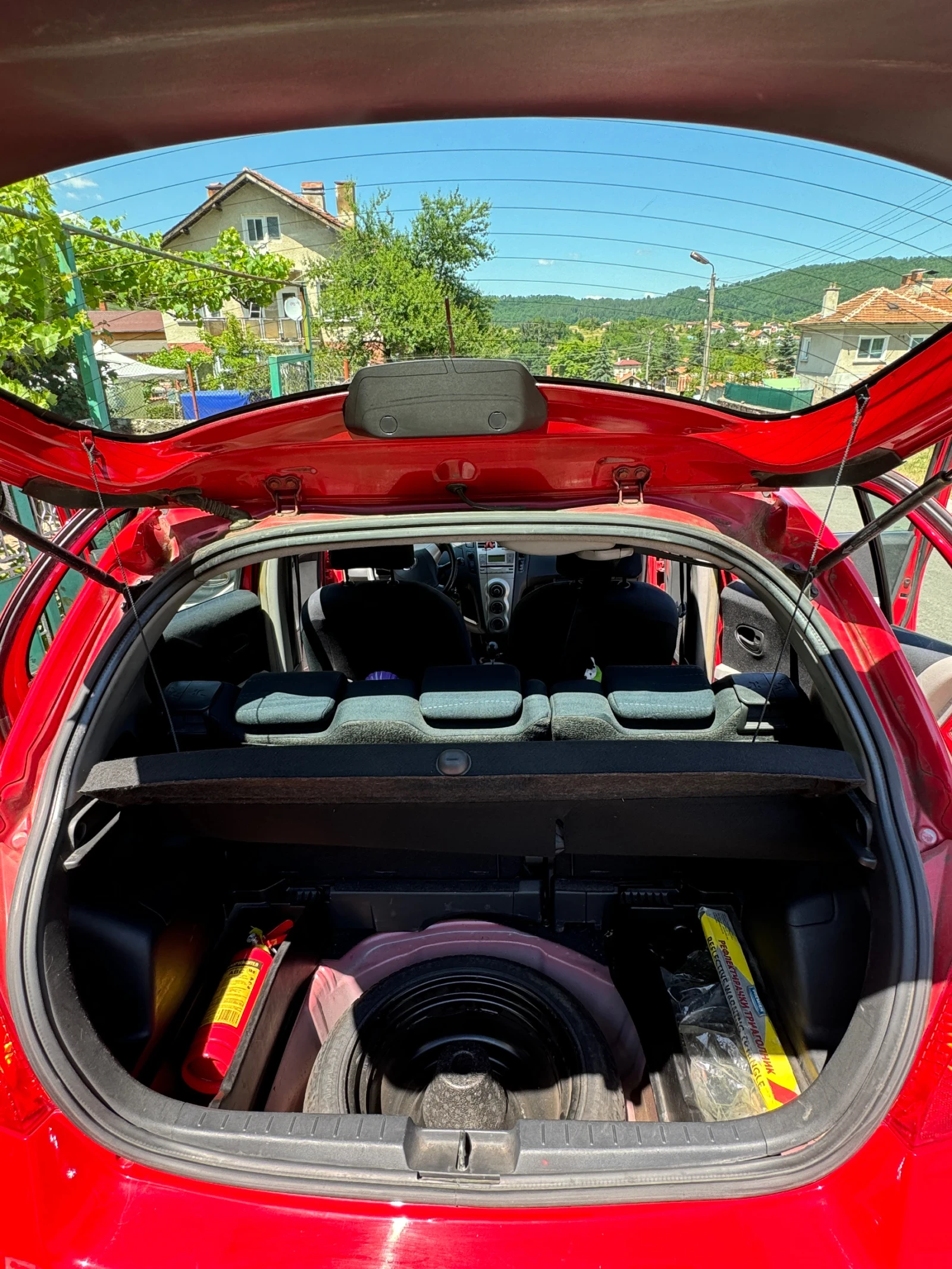 Toyota Yaris  - изображение 9