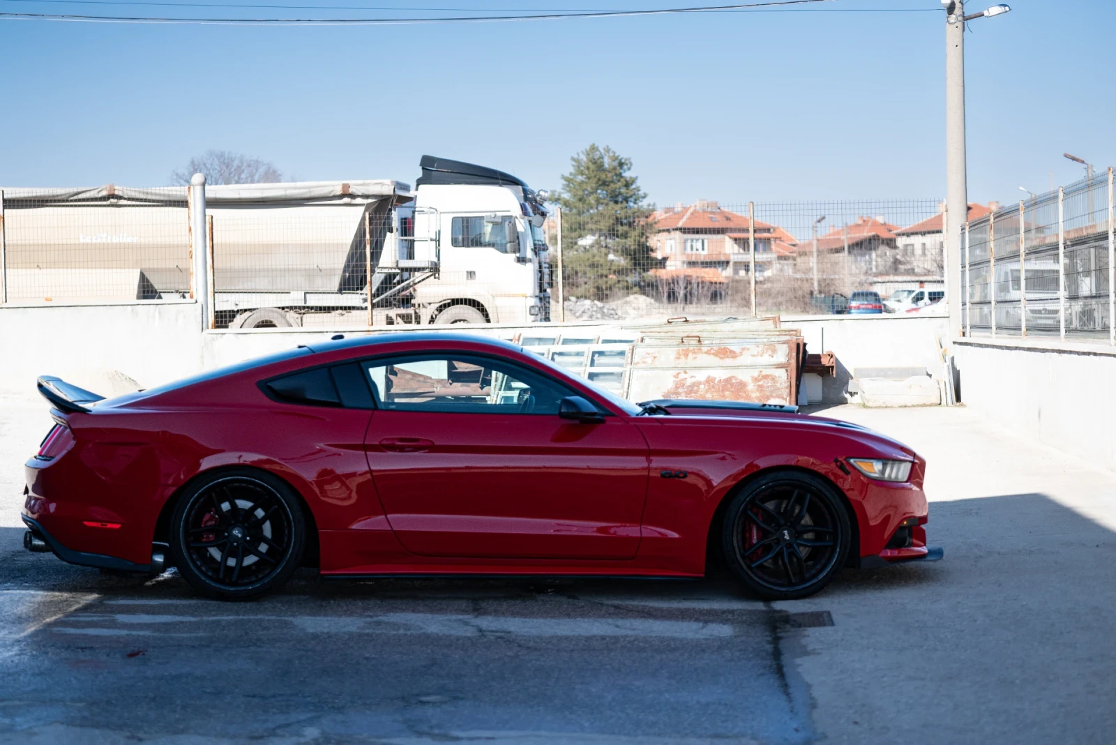 Ford Mustang 5.0 - изображение 6