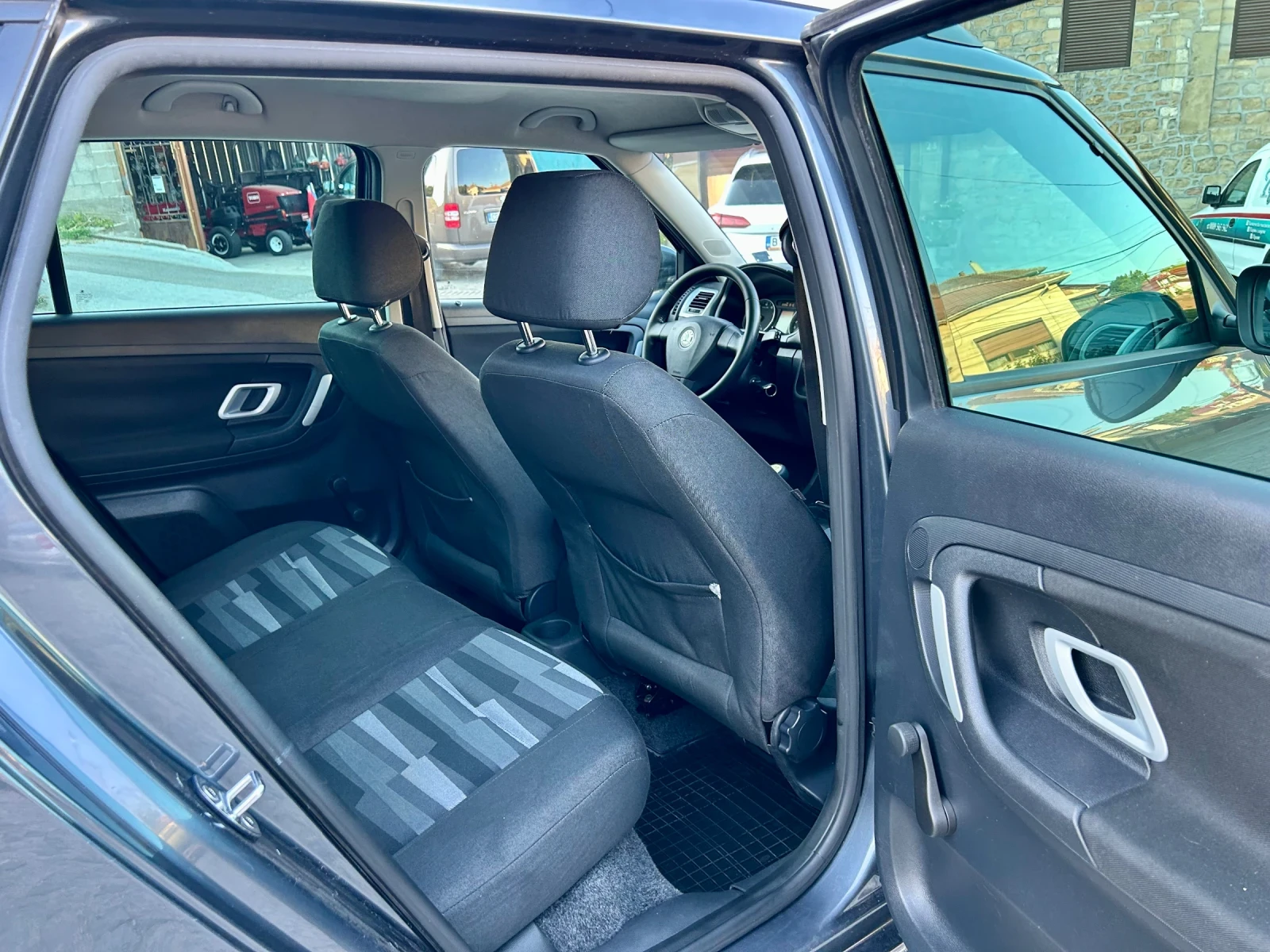 Skoda Fabia 1.4 Газ/бензин - изображение 7