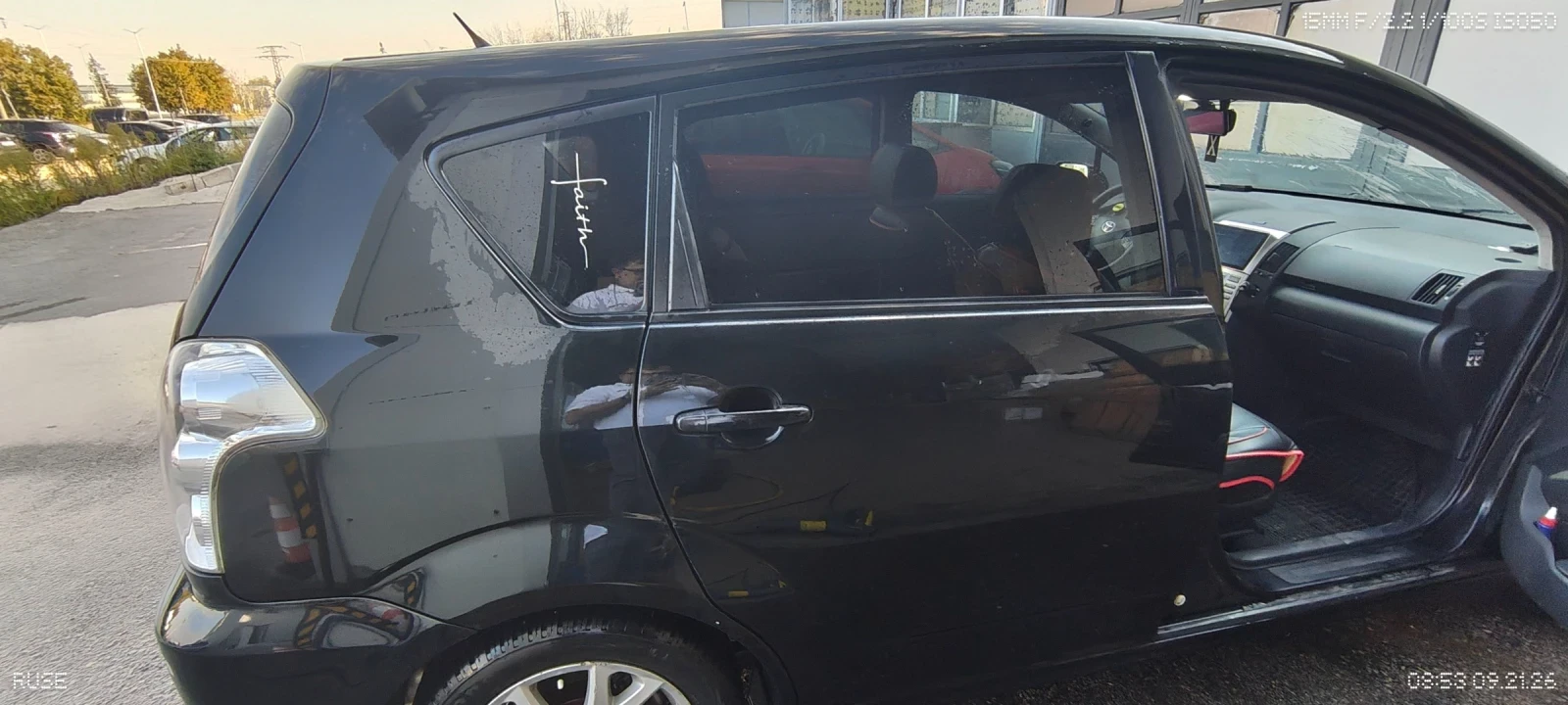 Toyota Corolla verso D4d, снимка 9 - Автомобили и джипове - 55797758