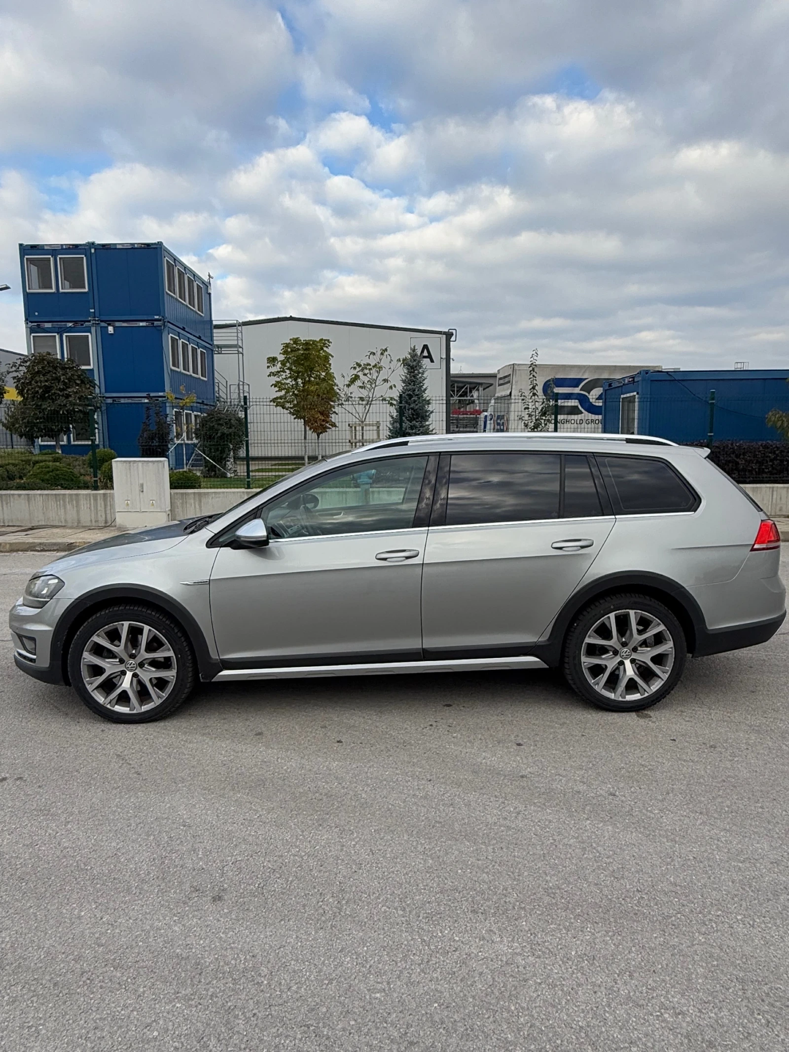 VW Golf ALLTRACK/2.0TDI-184/2016/DSG-6/!БАРТЕР! | Mobile.bg — изображение 3