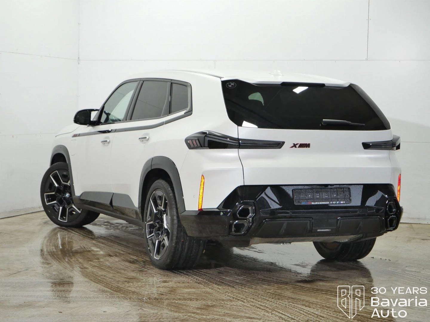 BMW XM Label Red Individual - изображение 2