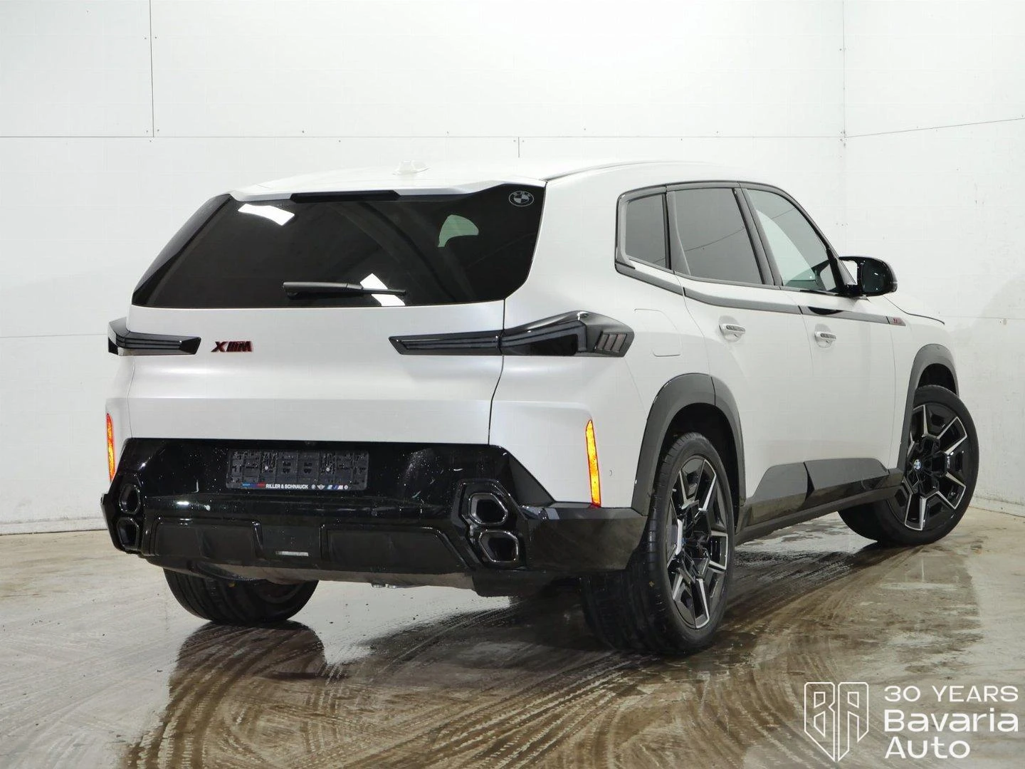 BMW XM Label Red Individual - изображение 3