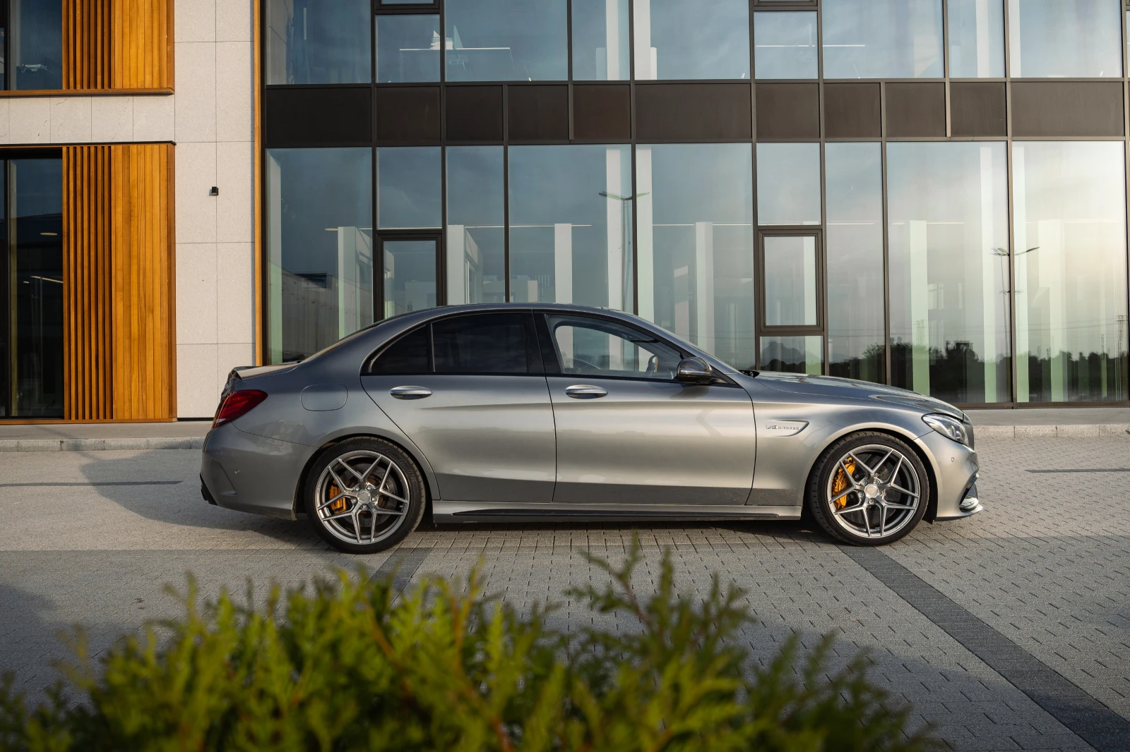 Mercedes-Benz C 63 AMG S, снимка 3 - Автомобили и джипове - 53902443