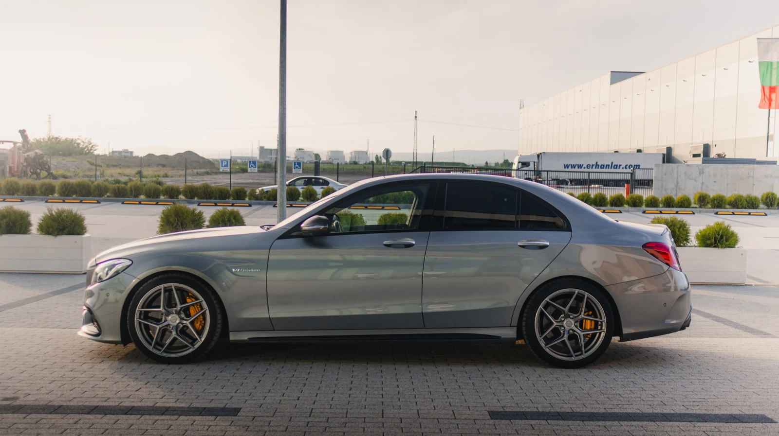 Mercedes-Benz C 63 AMG S, снимка 4 - Автомобили и джипове - 53902443