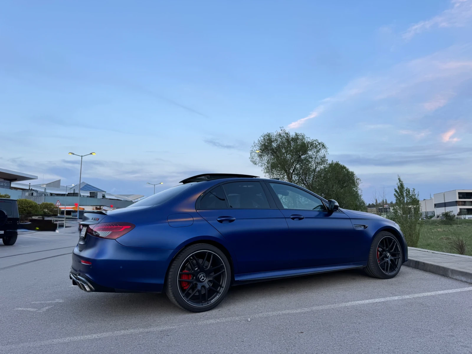 Mercedes-Benz E 63 AMG PERFORMANCE/FINAL EDITION/CARBON/BURMESTER/MAGNO, снимка 17 - Автомобили и джипове - 54135017