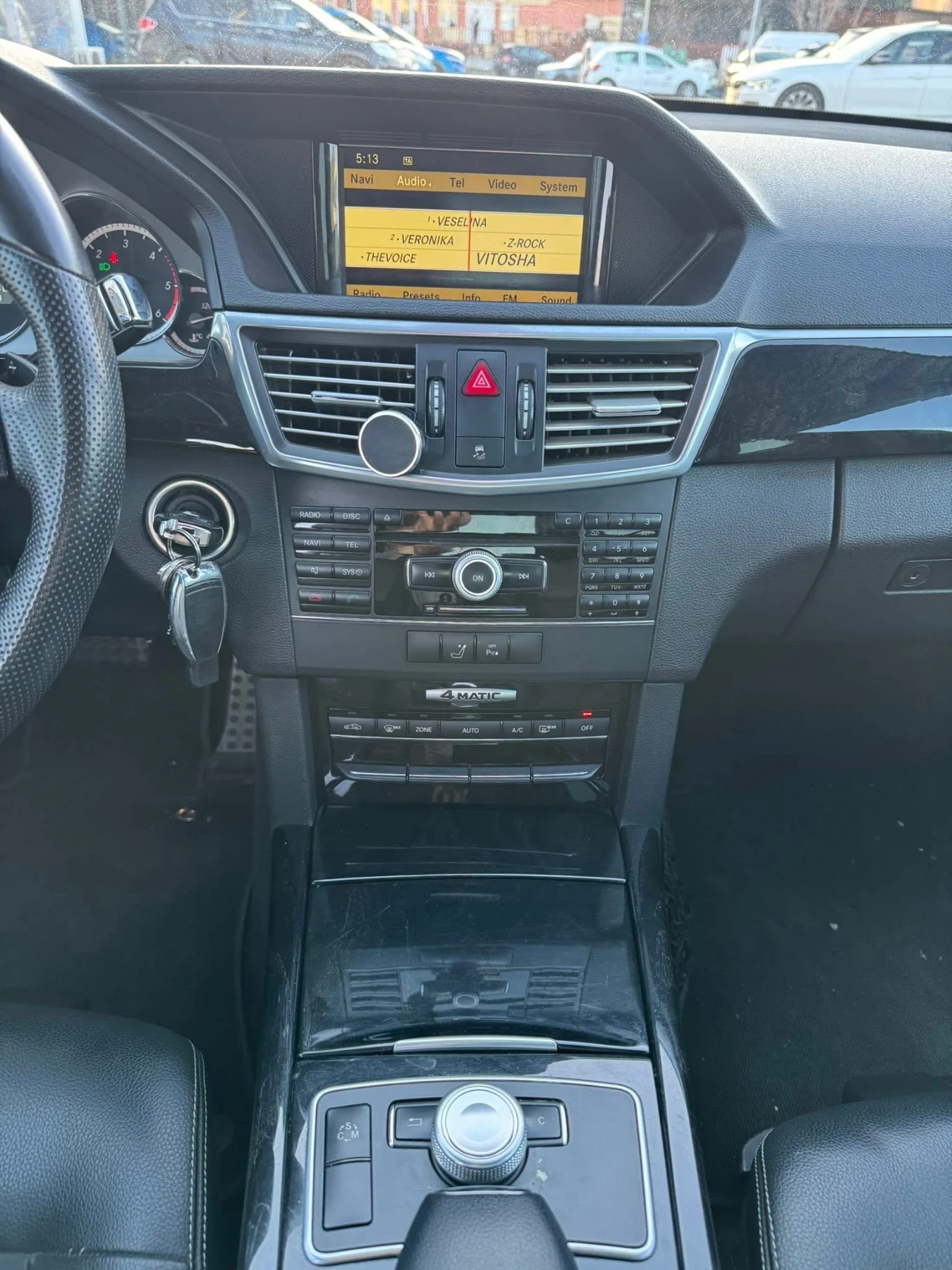 Mercedes-Benz E 350, снимка 9 - Автомобили и джипове - 54629889