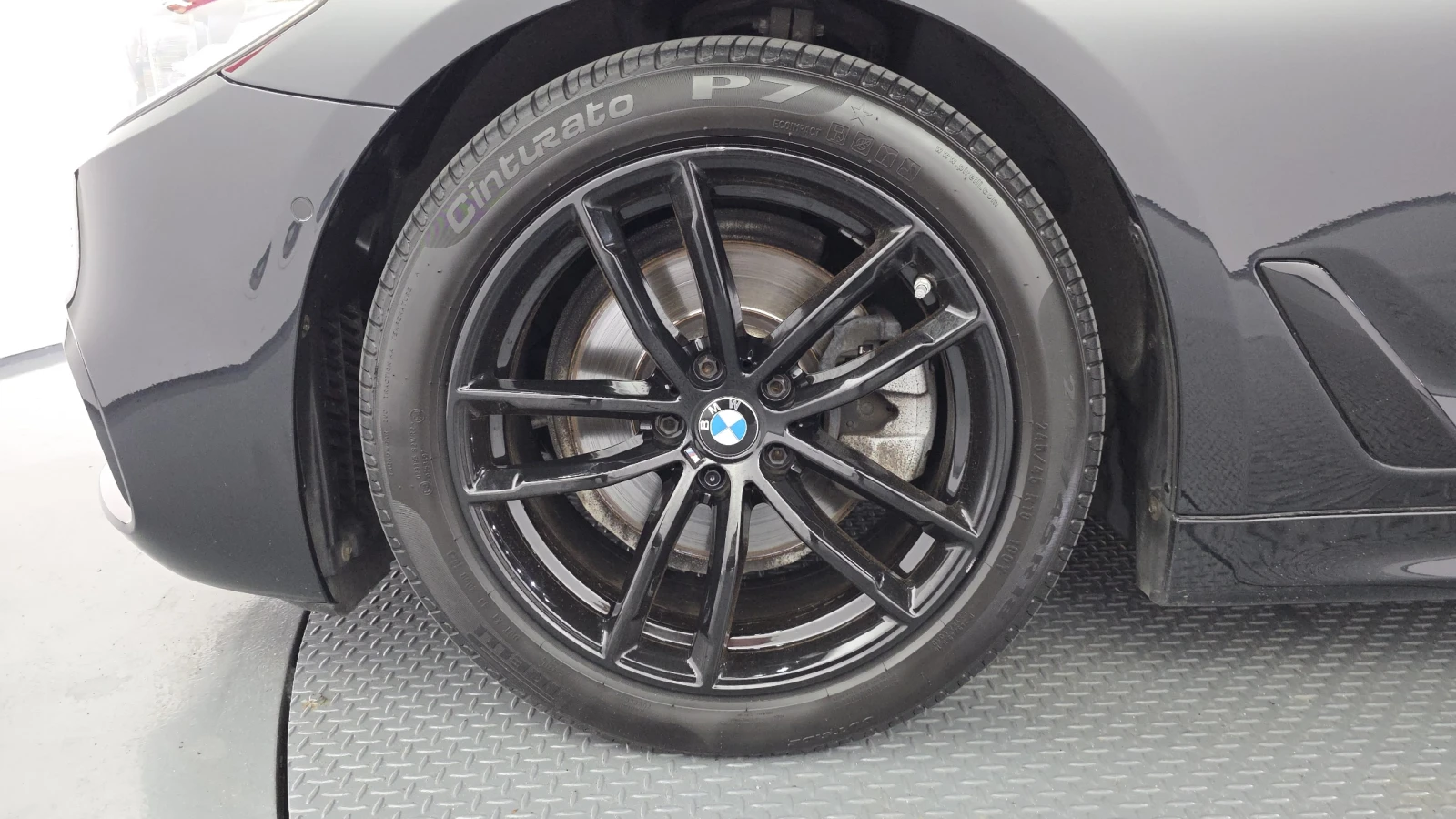 BMW 520 ЕЛ. БАГАЖНИК* BLIND SPOT* HUD* ЛЮК* КРАЙНА ЦЕНА, снимка 5 - Автомобили и джипове - 55344731