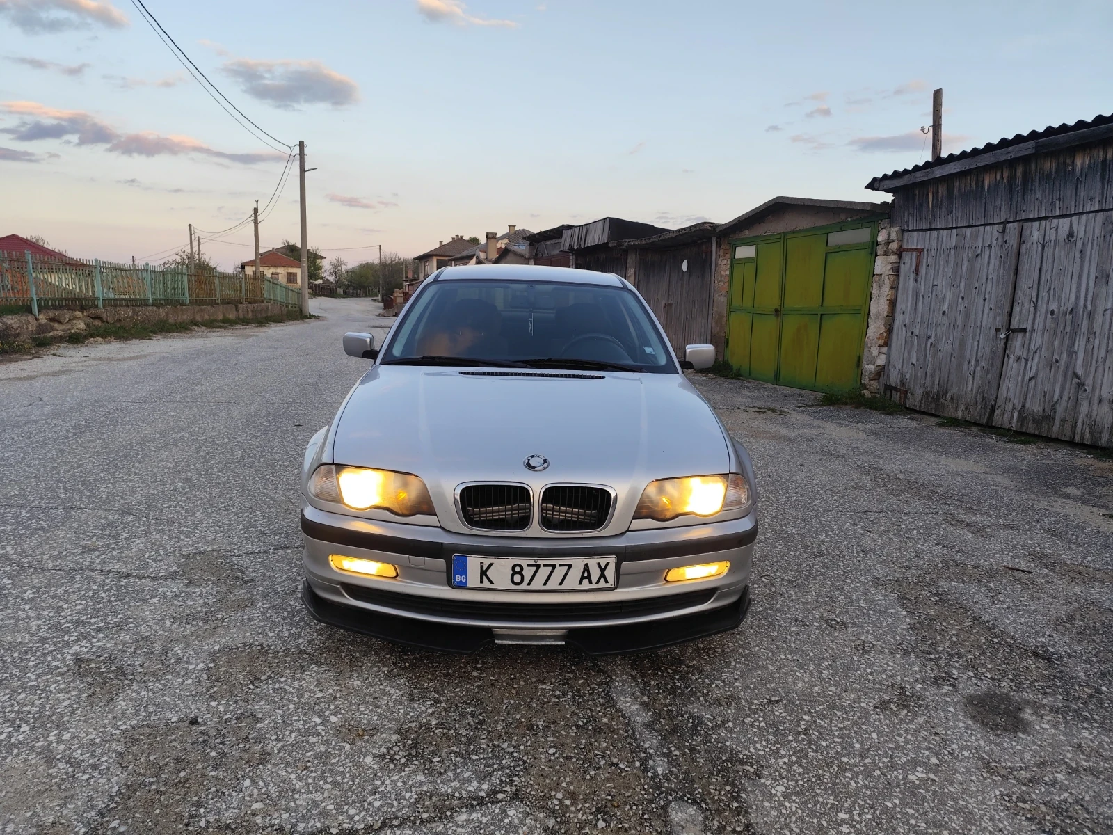 BMW 318 Газ, снимка 9 - Автомобили и джипове - 55621471