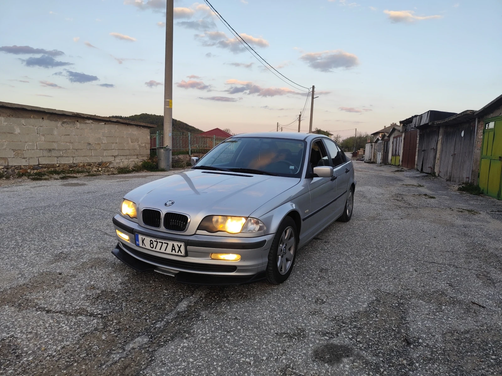 BMW 318 Газ, снимка 11 - Автомобили и джипове - 55621471