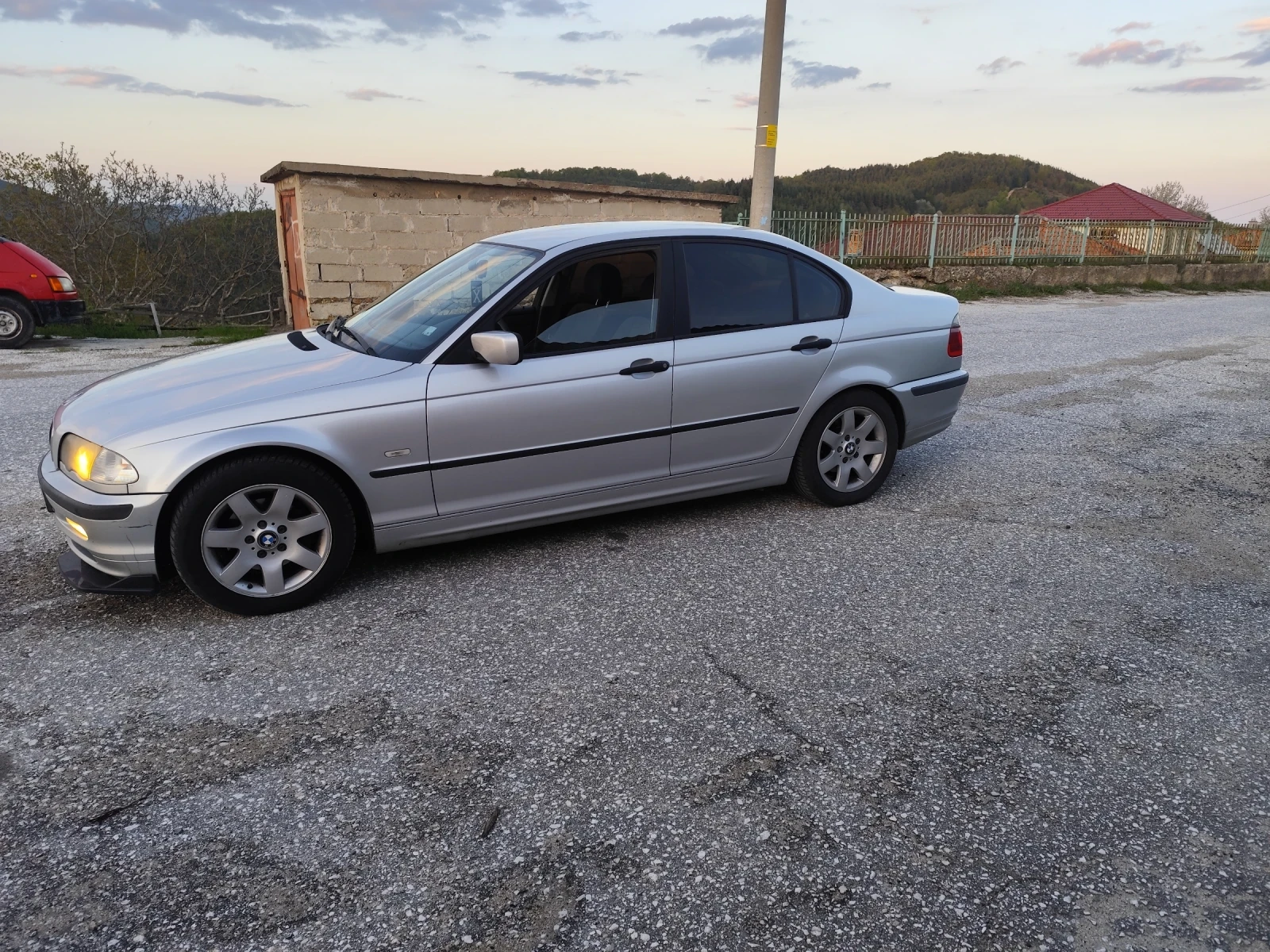 BMW 318 Газ, снимка 7 - Автомобили и джипове - 55621471