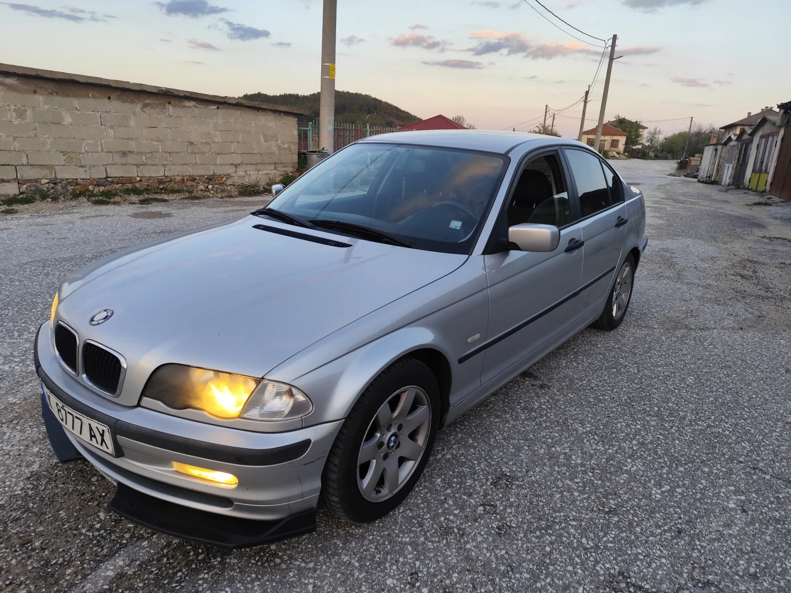BMW 318 Газ, снимка 8 - Автомобили и джипове - 55621471