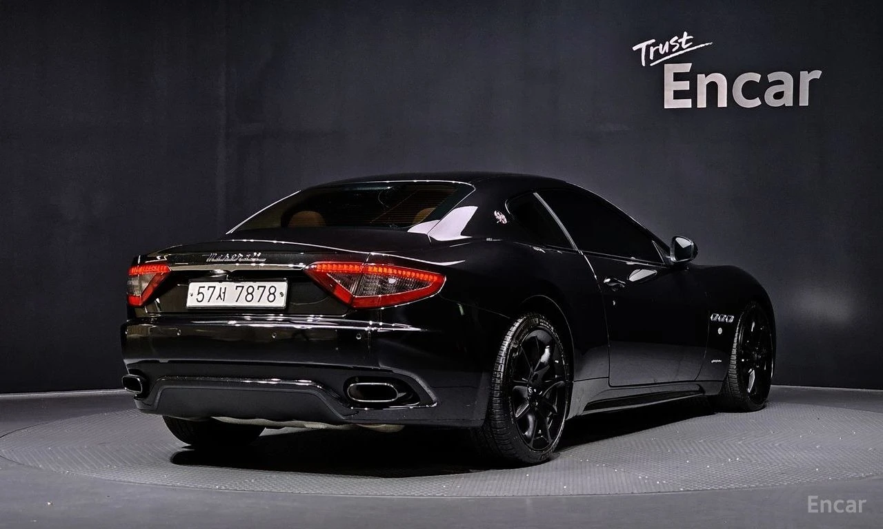Maserati GranTurismo 4.7* SPORT* , снимка 2 - Автомобили и джипове - 55704586