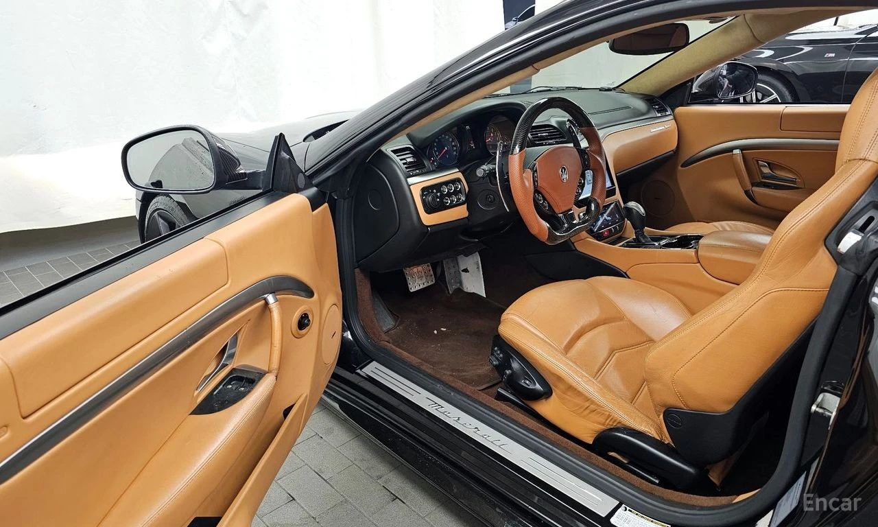 Maserati GranTurismo 4.7* SPORT* , снимка 6 - Автомобили и джипове - 55704586