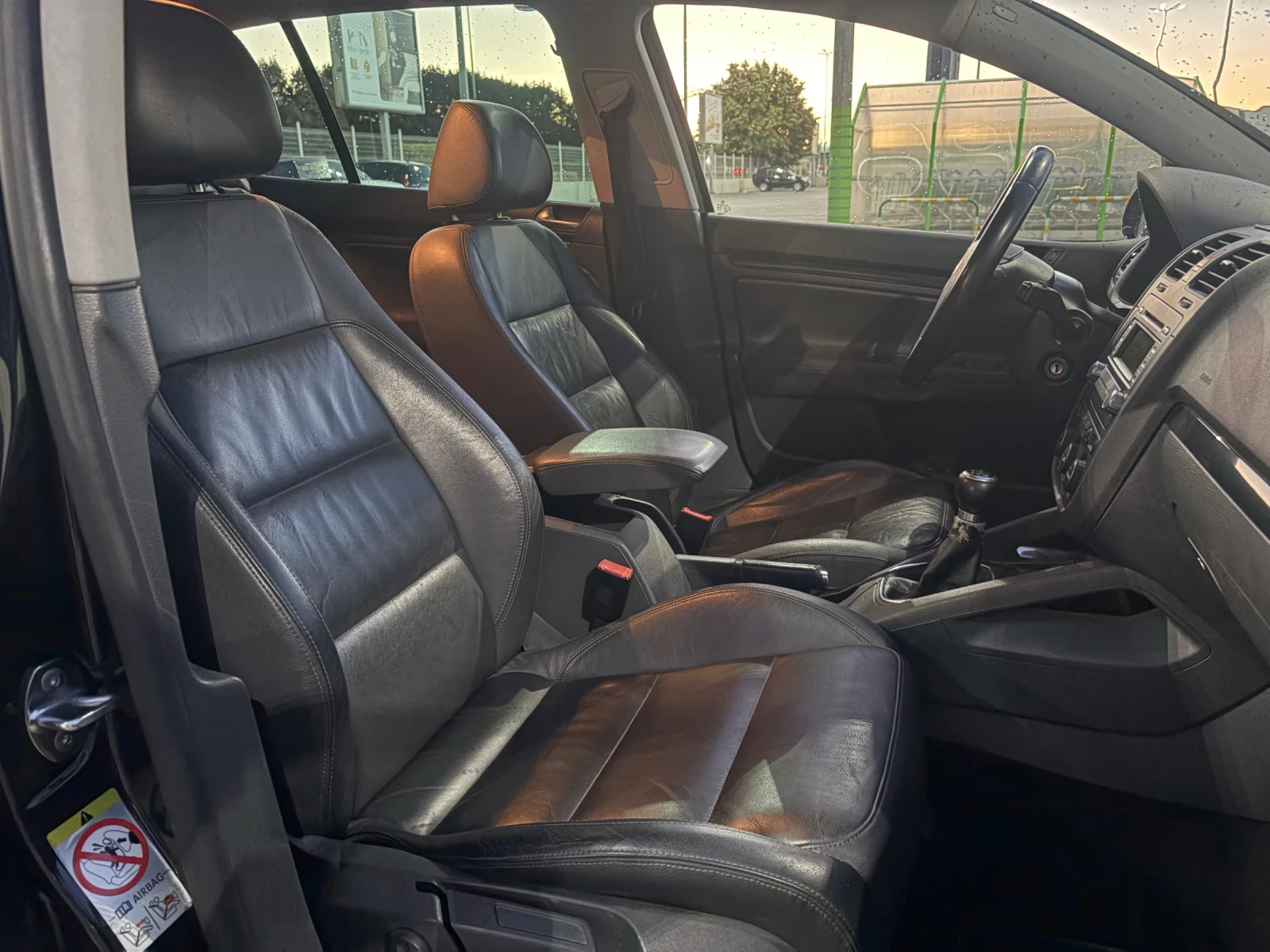 VW Golf, снимка 9 - Автомобили и джипове - 55972275