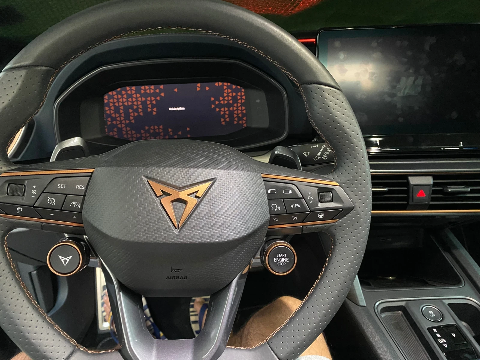 Cupra Formentor, снимка 8 - Автомобили и джипове - 56518256