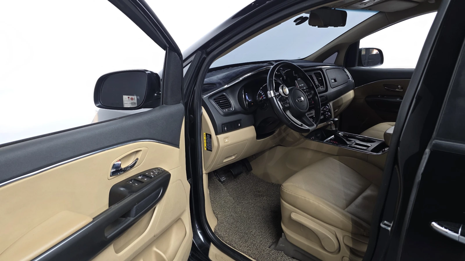 Kia Carnival ������� ����� ������ ����* encareu.com | Mobile.bg � ����������� 10