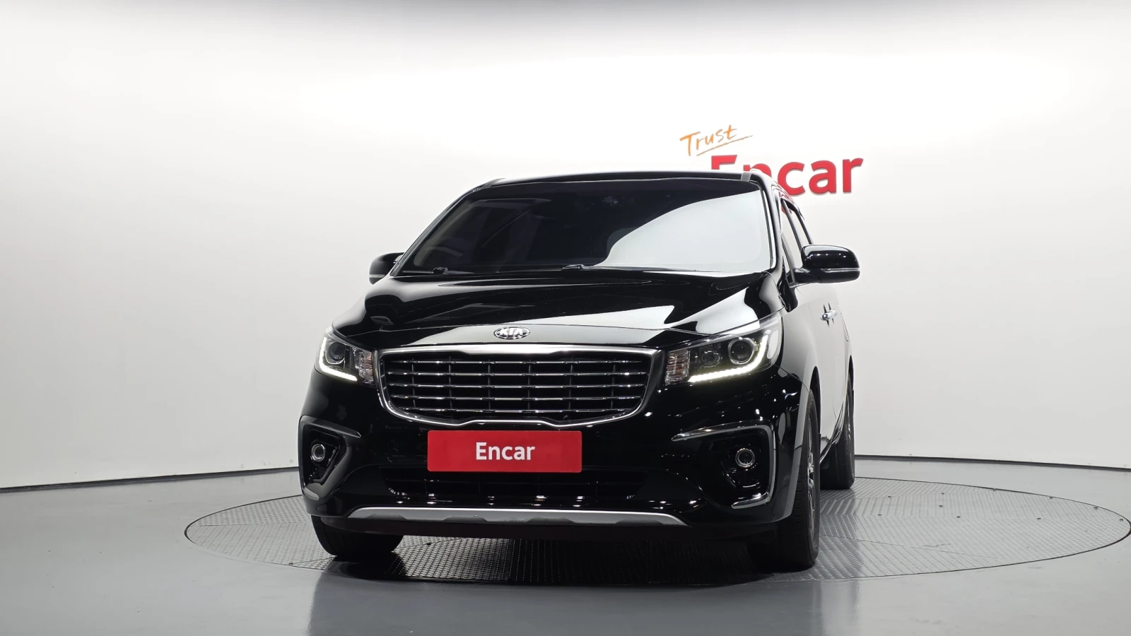 Kia Carnival ������� ����� ������ ����* encareu.com | Mobile.bg � ����������� 3