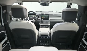 Land Rover Defender 130 D300 = First Edition= 8 Seats Гаранция, снимка 12 - Автомобили и джипове - 45858897