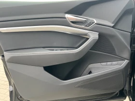 Audi Q8 55 E-tron, снимка 10 - Автомобили и джипове - 53601459