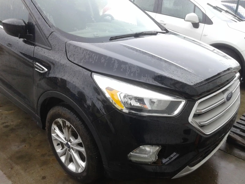 Ford Kuga 1.5t, снимка 7 - Автомобили и джипове - 42935896