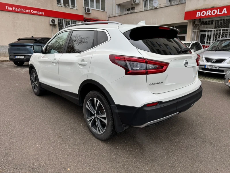 Nissan Qashqai 1.2DIG Turbo Automatic, снимка 6 - Автомобили и джипове - 48309672