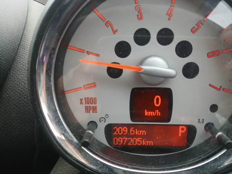 Mini Countryman COOPER D 2.0D ALL4 4x4 AUTOMATIC 97200km, снимка 10 - Автомобили и джипове - 52316026