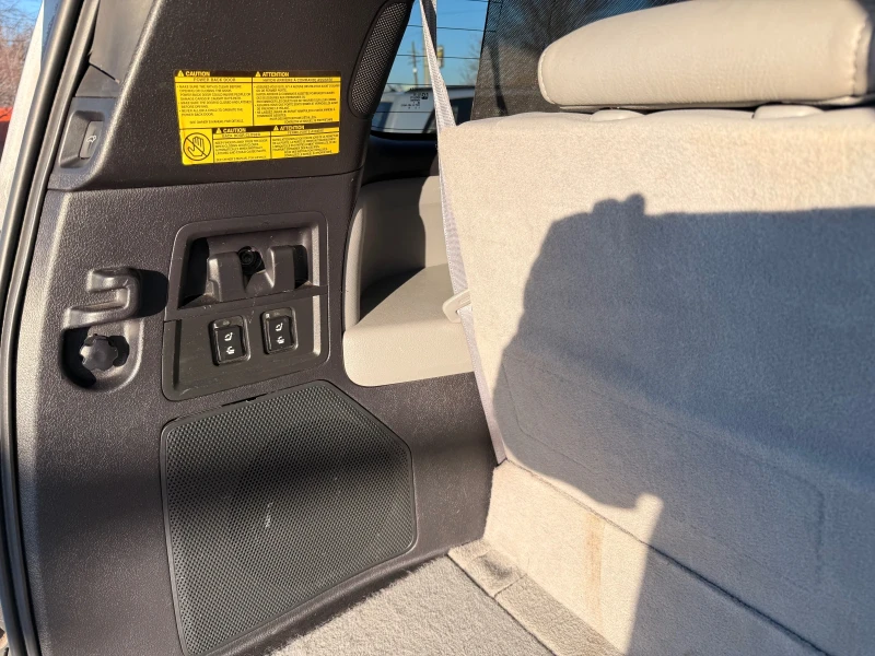 Toyota Sequoia 5, 7 LIMITED  ГАЗ FULL, снимка 15 - Автомобили и джипове - 52815344