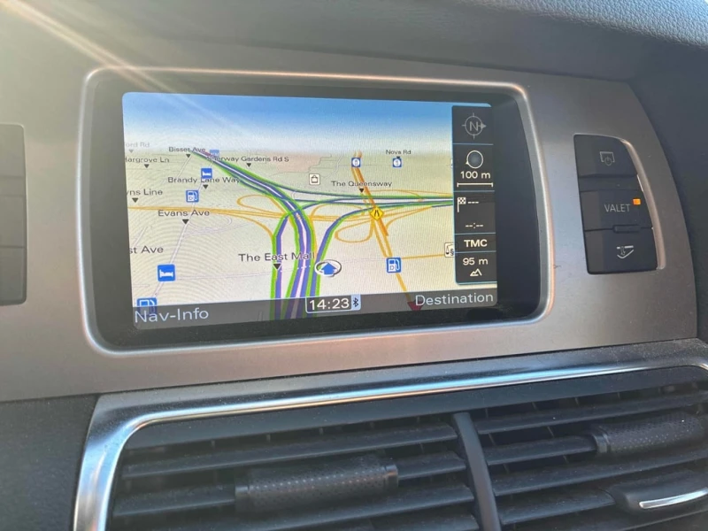 Audi Q7 * 3.0L TDI Premium * CARFAX * БЕЗ ПЪРВОНАЧАЛНА ВНО, снимка 15 - Автомобили и джипове - 52919041