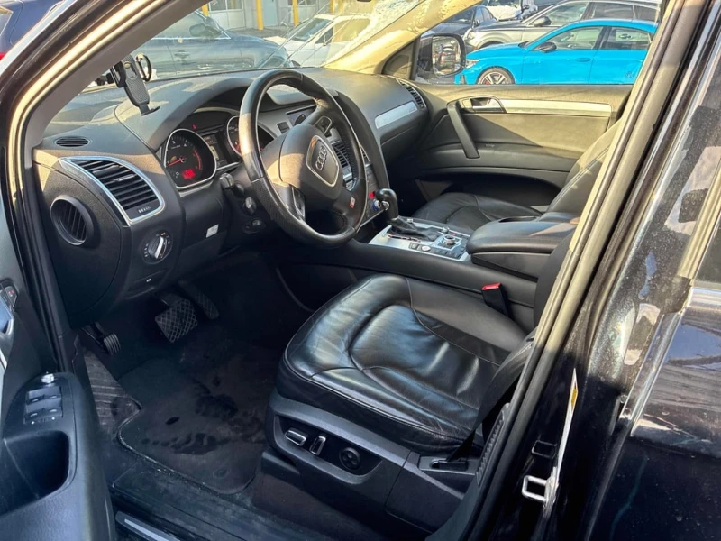 Audi Q7 * 3.0L TDI Premium * CARFAX * БЕЗ ПЪРВОНАЧАЛНА ВНО, снимка 5 - Автомобили и джипове - 52919041