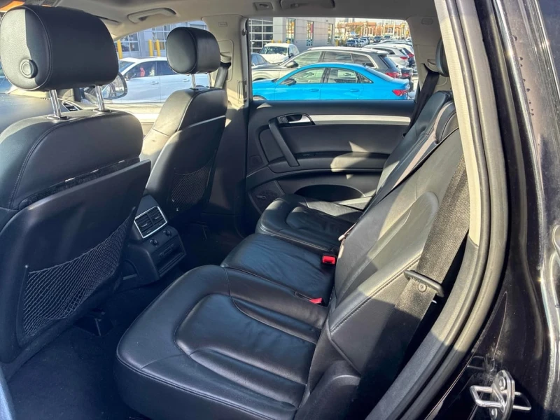 Audi Q7 * 3.0L TDI Premium * CARFAX * БЕЗ ПЪРВОНАЧАЛНА ВНО, снимка 12 - Автомобили и джипове - 52919041