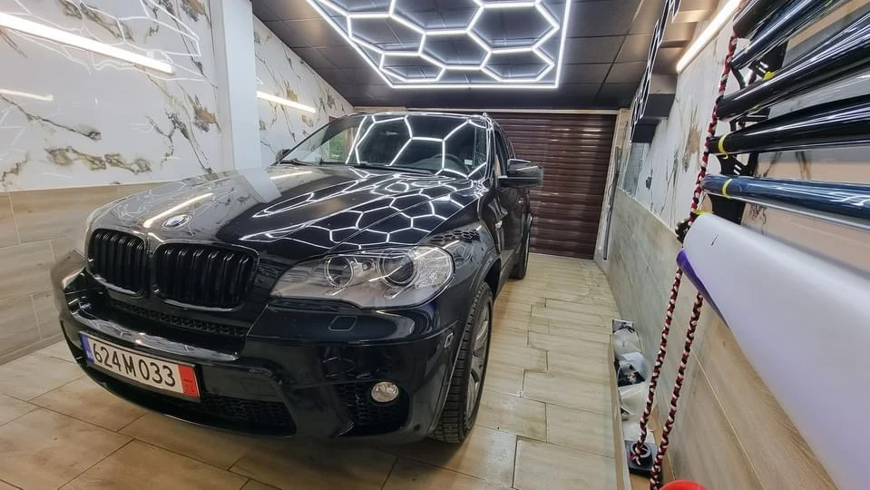 BMW X5 Mpack4.0D180000km - изображение 6