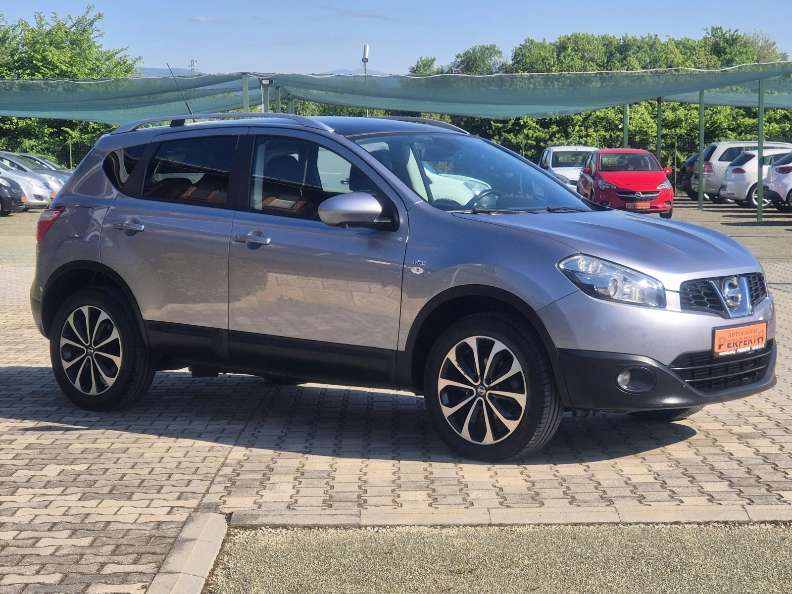 Nissan Qashqai 1.6 дизел 130к.с. - изображение 6