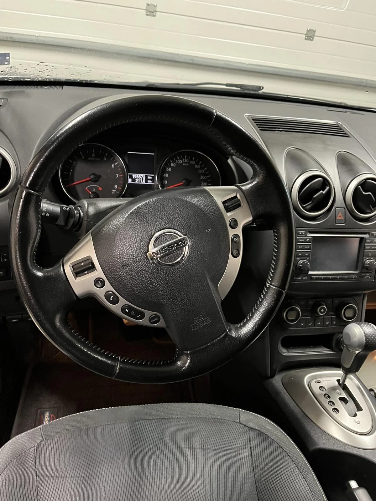 Nissan Qashqai 2.0i газов инжекцион  - изображение 3