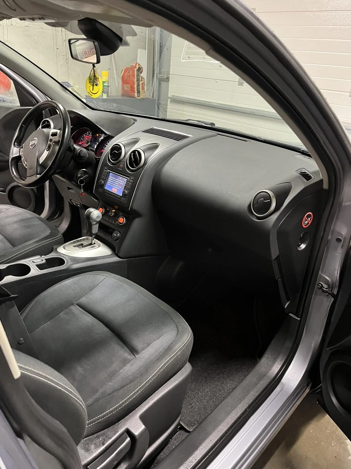 Nissan Qashqai 2.0i газов инжекцион  - изображение 6