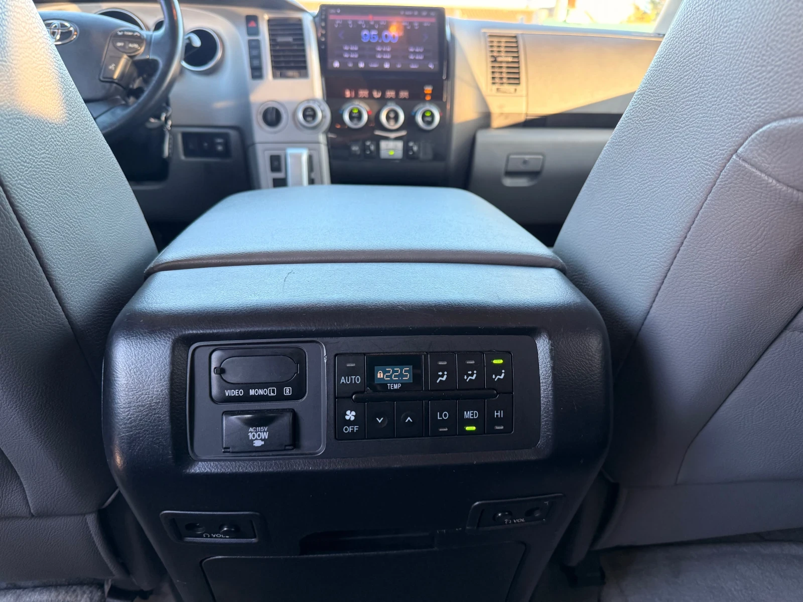Toyota Sequoia 5, 7 LIMITED  ��� FULL | Mobile.bg � ����������� 12