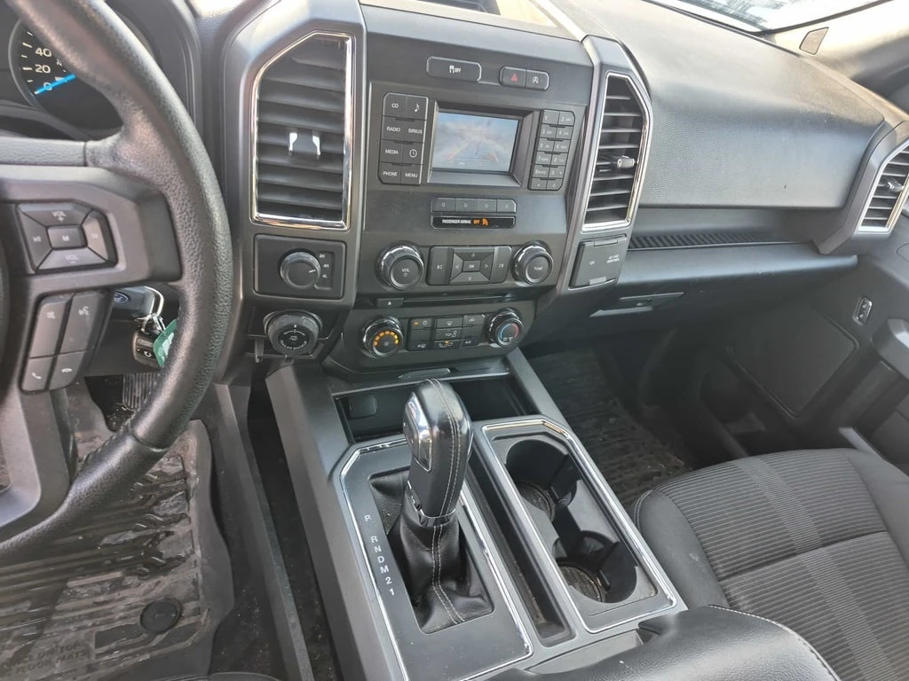 Ford F150 * 4WD SuperCrew 145" * CARFAX * ��� ���������� | Mobile.bg � ����������� 9