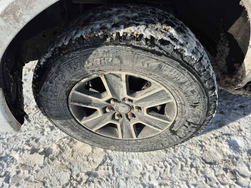 Ford F150 * 4WD SuperCrew 145" * CARFAX * ��� ���������� | Mobile.bg � ����������� 7