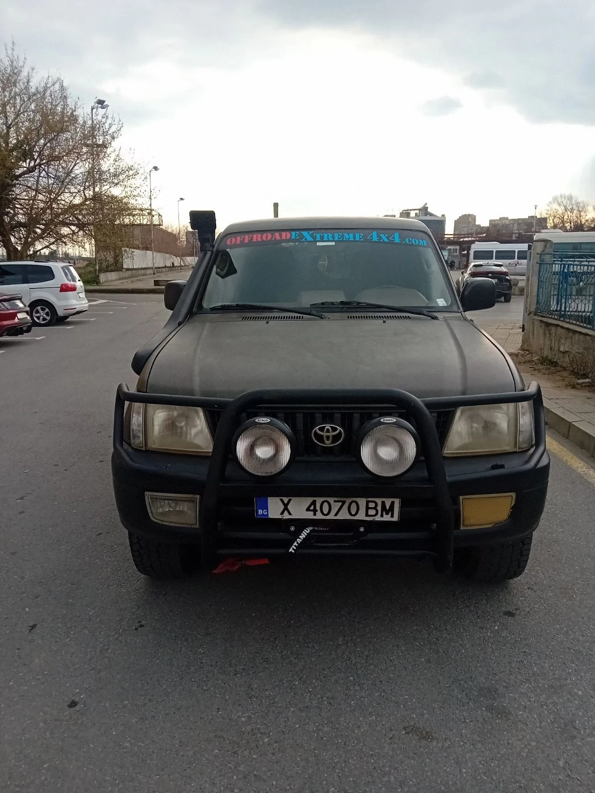 Toyota Land cruiser 3.4 v6 газ, снимка 2 - Автомобили и джипове - 54092108