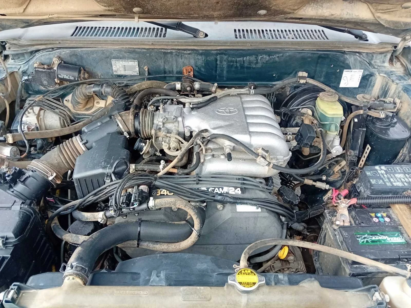 Toyota Land cruiser 3.4 v6 газ, снимка 8 - Автомобили и джипове - 54092108