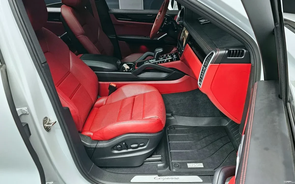 Porsche Cayenne COUPE| DISTRONIC| BOSE| ПАНО| MATRIX| 360, снимка 12 - Автомобили и джипове - 54780879