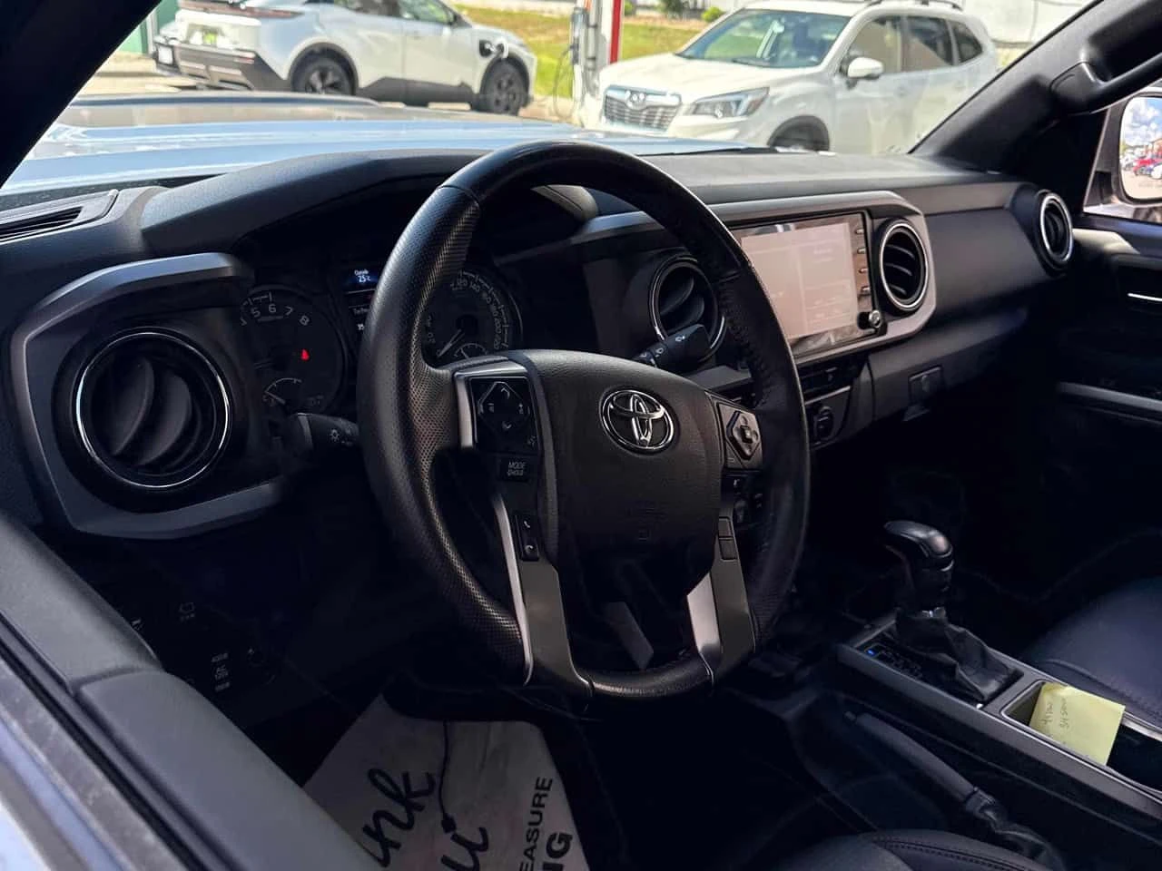 Toyota Tacoma * 4x4 Double Cab SB* АВТОКРЕДИТ БЕЗ ПЪРВОНАЧАЛНА* , снимка 5 - Автомобили и джипове - 54965416