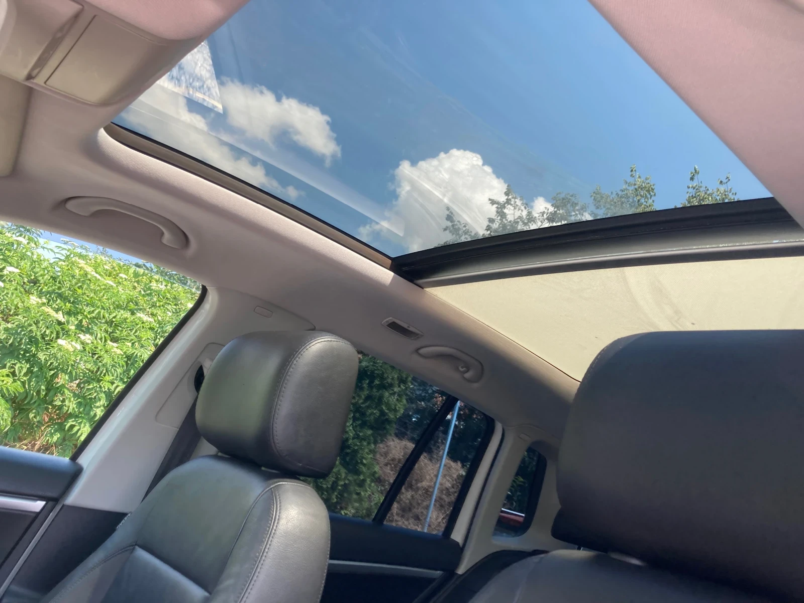 VW Tiguan R-LINE, снимка 14 - Автомобили и джипове - 55116772