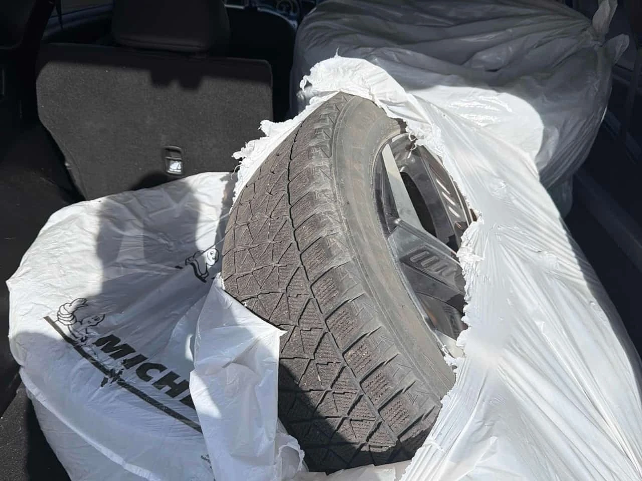 Hyundai Tucson Ultimate | CARFAX | ���������� ��� ������������  | Mobile.bg � ����������� 10