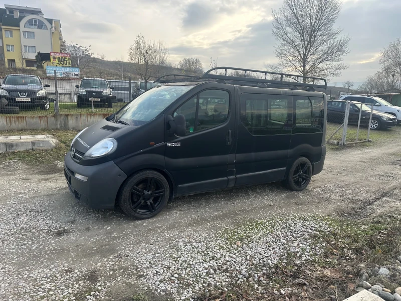Opel Vivaro 2.5, снимка 3 - Бусове и автобуси - 52653766