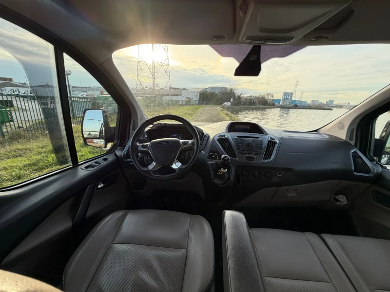 Ford Transit Custom 2.2D/155K.C/9 МЕСТА/KOЖА/ПОДГРЕВ/ТЕГЛИЧ/БЕЛГИЯ, снимка 4 - Бусове и автобуси - 52923050