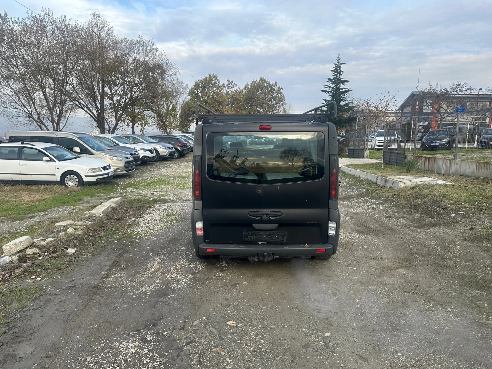 Opel Vivaro 2.5 - изображение 7