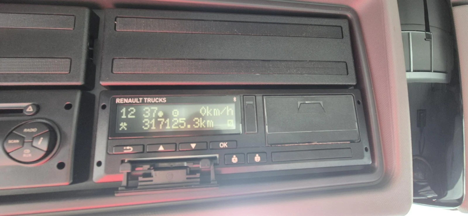 Renault T XLOW-Ретардер - изображение 9